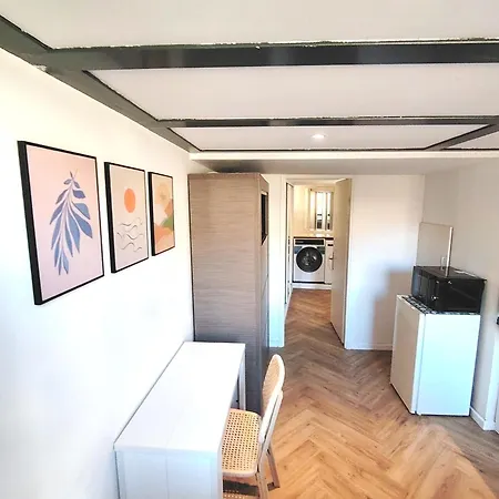 35m2, Luminous Loft Close To The Apartament